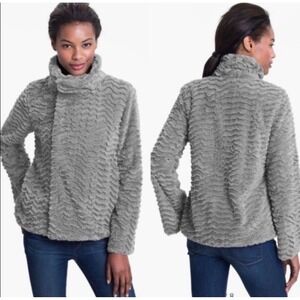 Patagonia Women's Large Pelage Faux Fur Gray Ultrasoft Full Zip Jacket